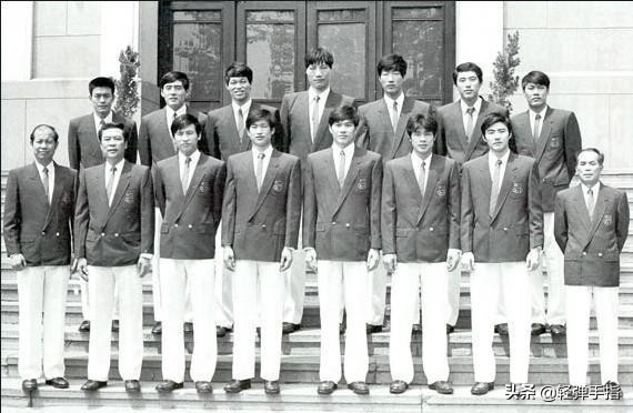 原篮球运动员穆铁柱现况,穆铁柱最伟大中锋