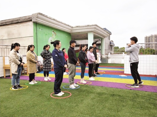 全国足球特色幼儿园活动指南,足球特色幼儿园有哪些活动