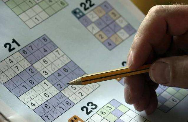 全世界聪明孩子都在玩的益智游戏，家长这样教孩子玩，孩子更聪明