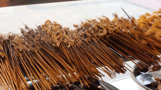 成都这些小店要关门的话，好多人会哭的！