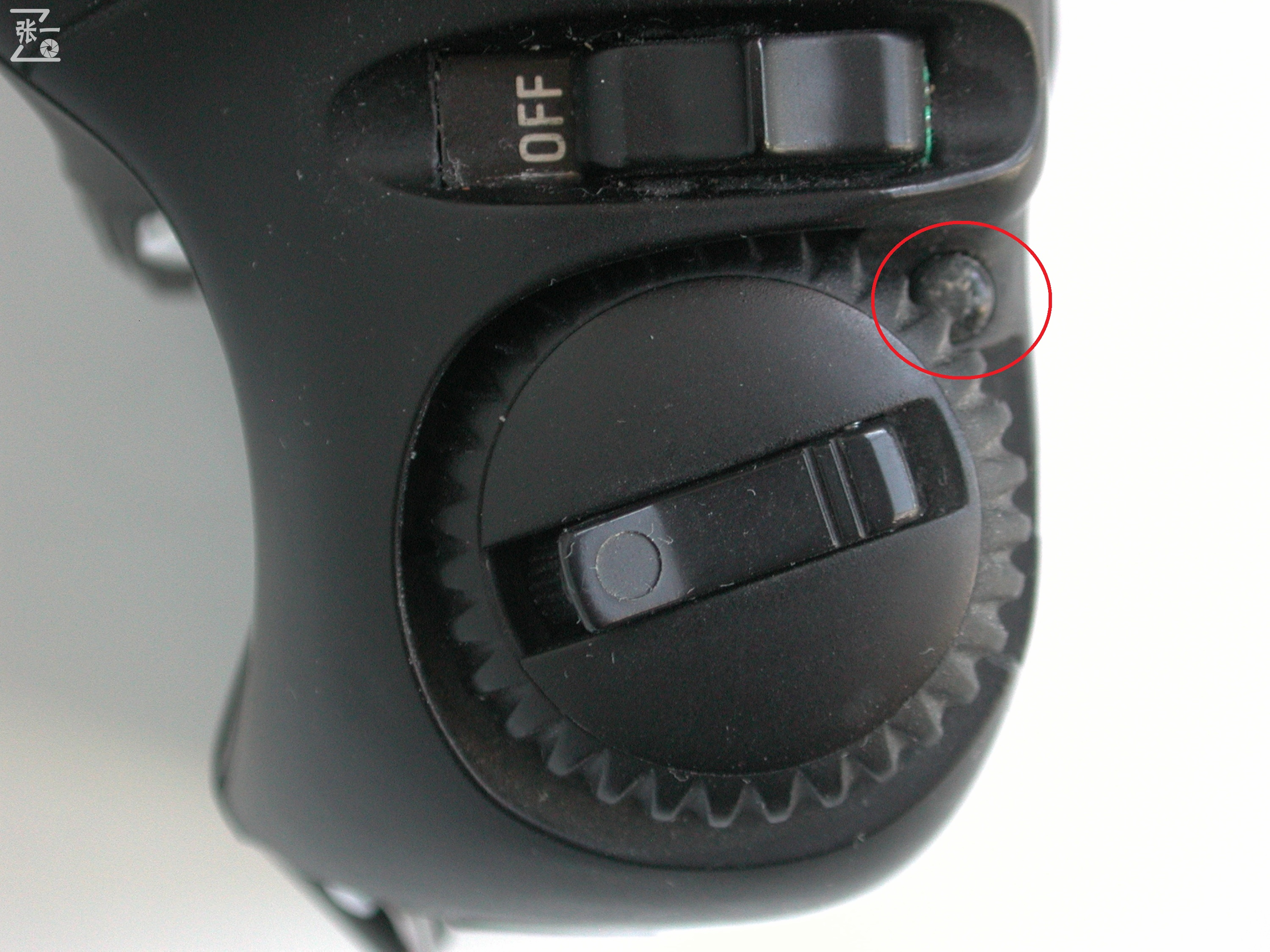 上海海鸥为美国贴牌生产的PhoenixP-5000单反相机