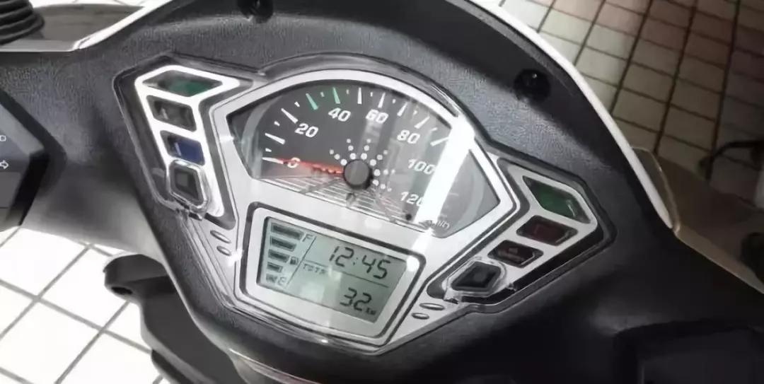 铃木豪爵vr150多少钱,豪爵vr150对比轻骑铃木超人150