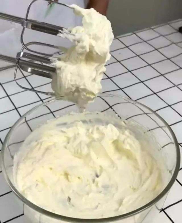 教你怎么打发奶油,怎样打发奶油视频
