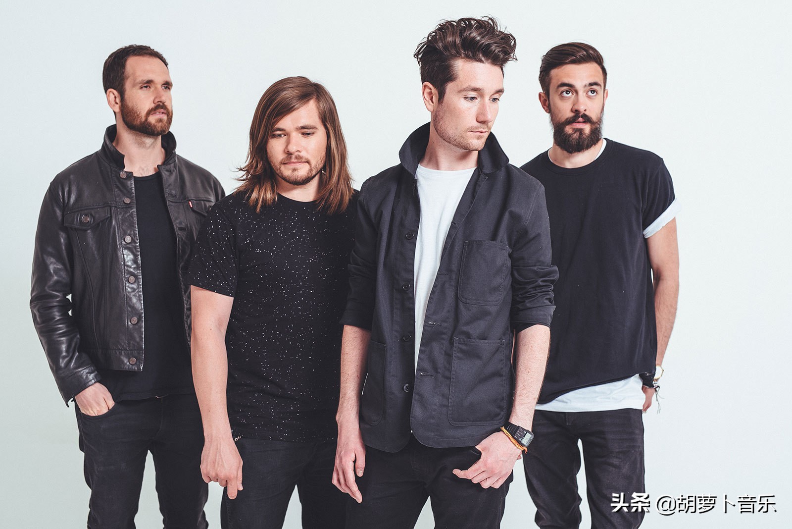 蕾哈娜发歌回应,蕾哈娜今天发专辑了吗