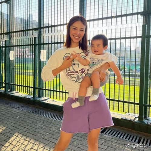 怀孕营养师推荐每日食谱表,星妈双胎日记营养师