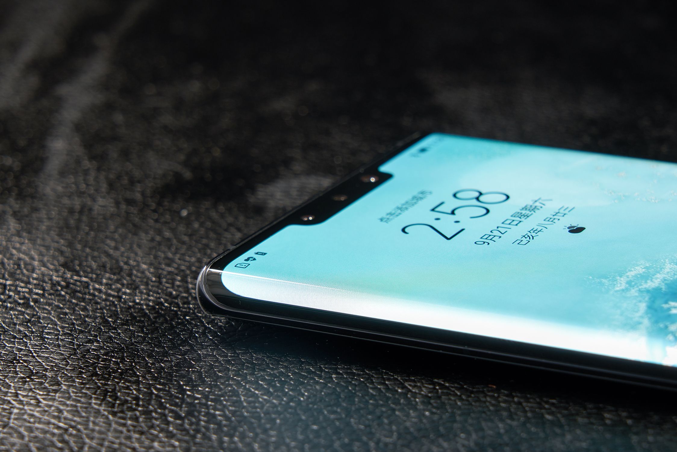 华为mate30pro最新深度评测,华为mate30pro真机评测