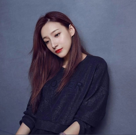 90后新晋主持人马凡舒，颜值与实力并存，被誉为董卿的“接班人”