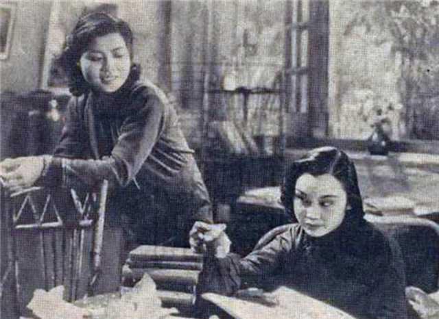 英达的姑奶奶,英茵是英达的姑奶奶