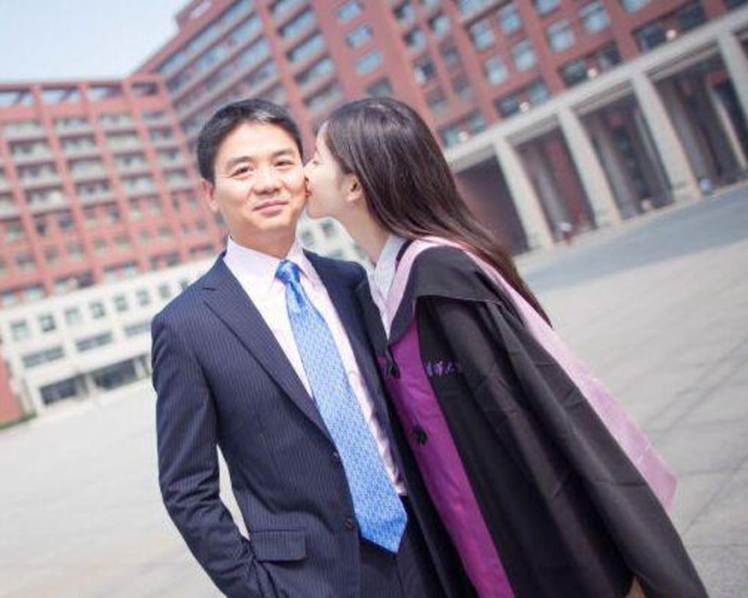 刘强东从草根到执掌万亿帝国,扒一扒刘强东创业史