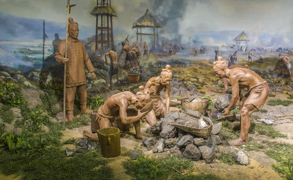 古代人如何寻找矿藏，我国有一项采矿技术，整整领先欧洲几百年