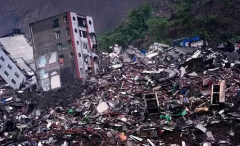 汶川地震时,那位救了丈夫、却丢了双腿的李应霞,如今怎么样了?