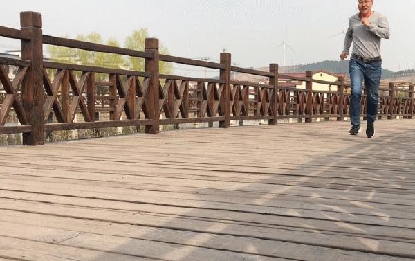 小米有品棉花史密斯：十五间来首次穿牛仔裤，这回感觉终于对了