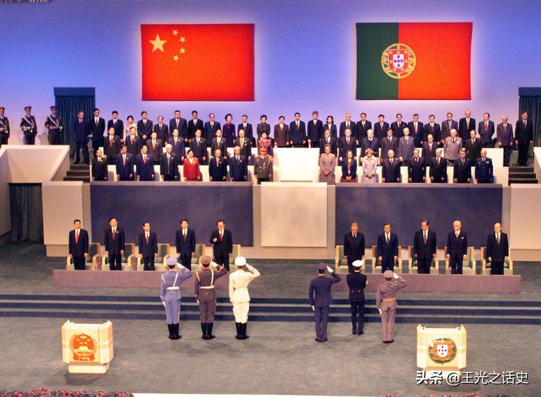 李嘉欣是汉族还是葡萄牙人,李嘉欣为什么是葡萄牙国籍