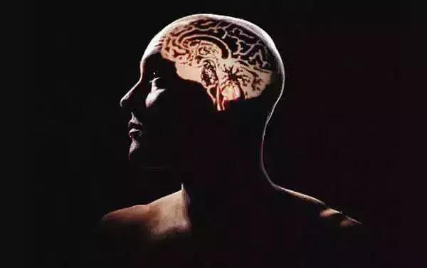 长期吸毒会出现什么精神病态特征,停止吸毒多长时间出现幻觉