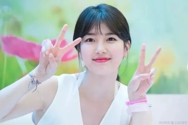 新年发型推荐齐肩发发量多,30-40岁适合发型男士圆脸发质细软