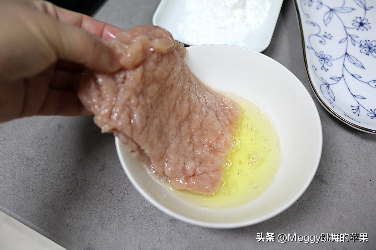 上海老式酥炸大排面,早餐来碗热气腾腾的大排面