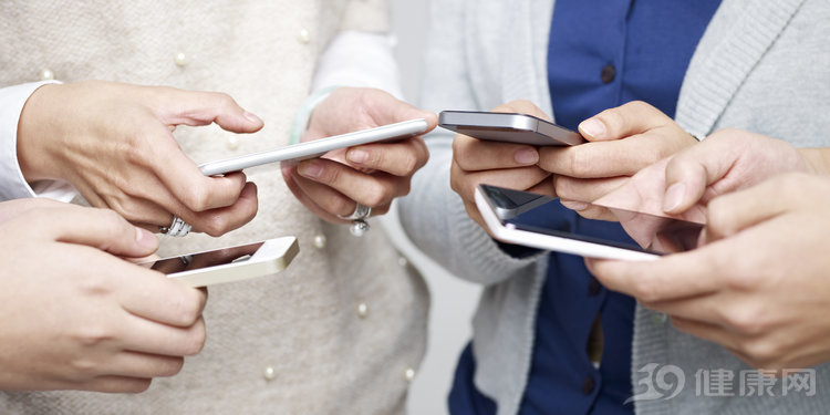 手机辐射对癌患者危害大吗,手机辐射对癌症病人的危害有多大