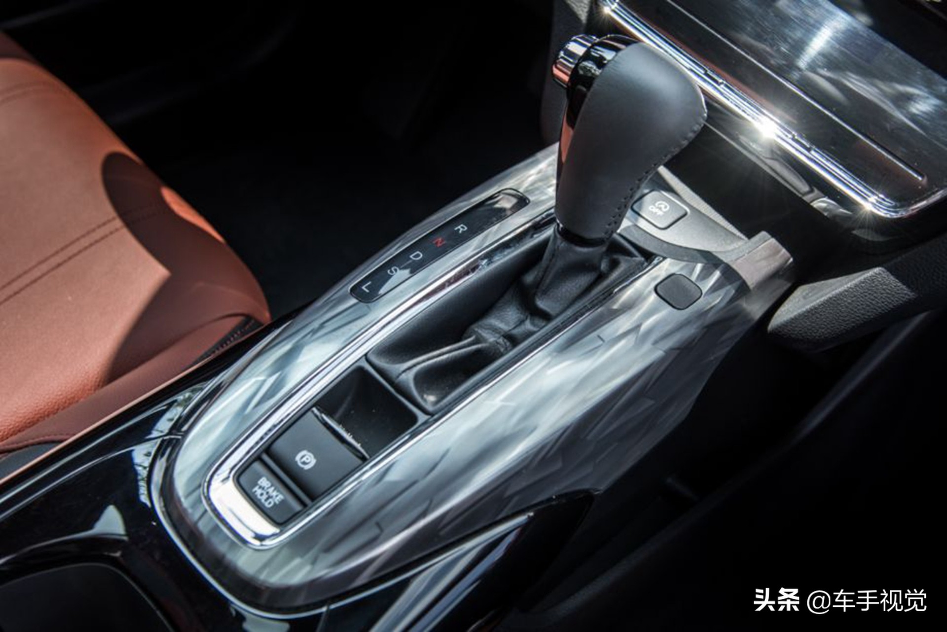 本田2022xrv改款,本田xr-v改款和没改款的区别