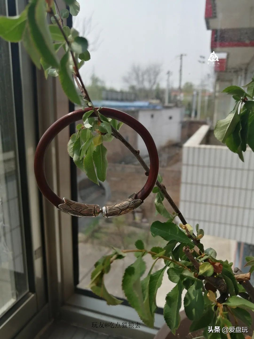 什么叫穷玩？手串超过300块，算我输！