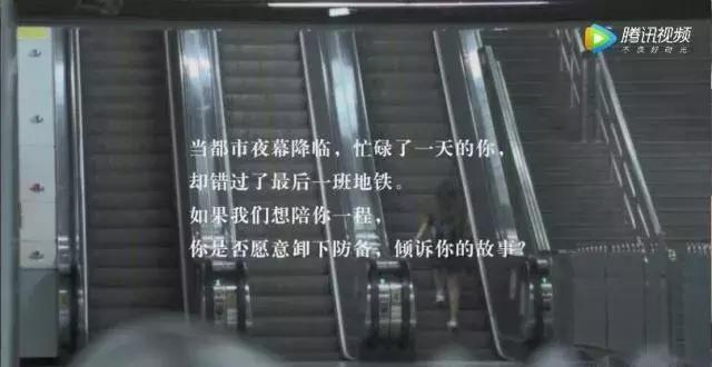 微笑的背后咬紧牙关的灵魂图片,微笑的背后是咬紧牙关的灵魂