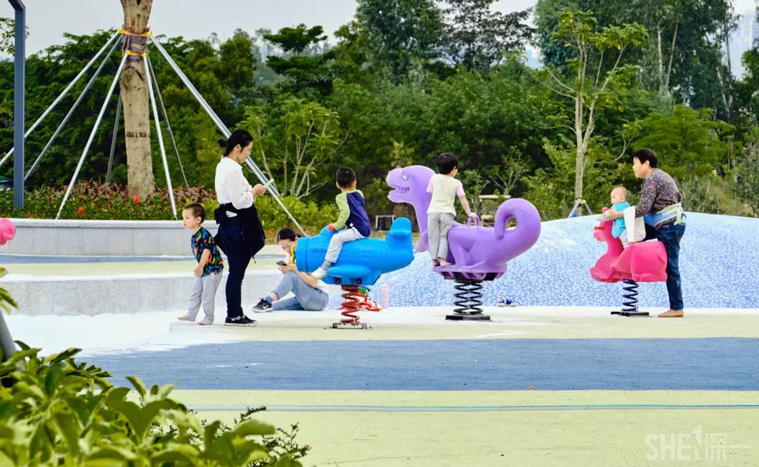 深圳5号地铁线附近的公园,地铁直达的深圳商圈