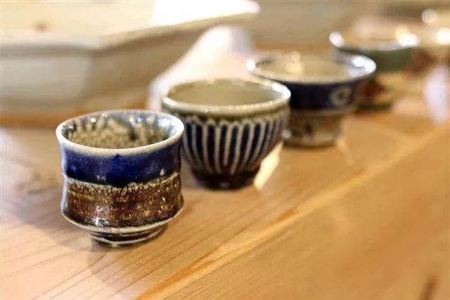 日本陶器底款有哪些 (日本龙谷窑陶器)