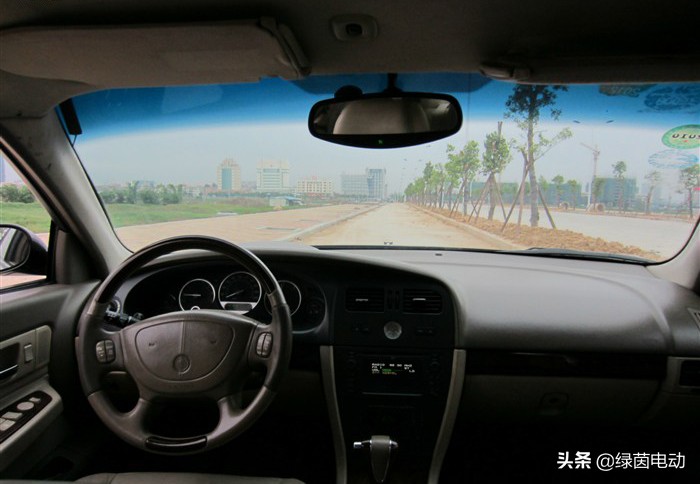 心中的神车,无法超越的经典别克君威