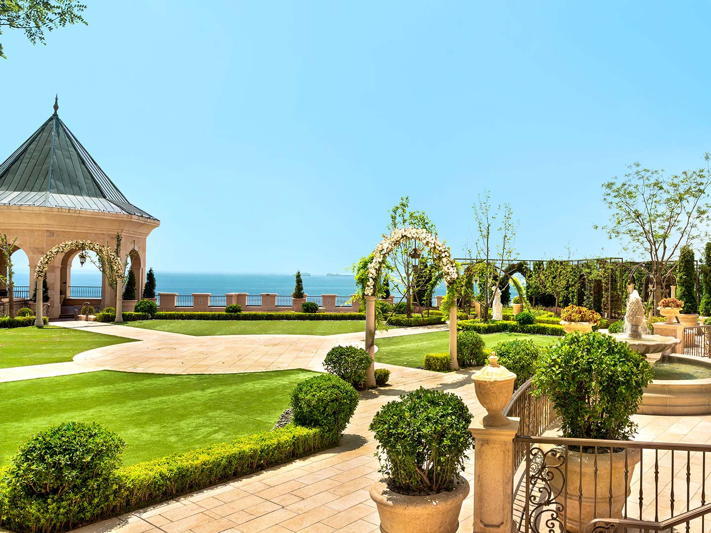 大连一方城堡豪华精选酒店露台,大连一方城堡豪华精选酒店