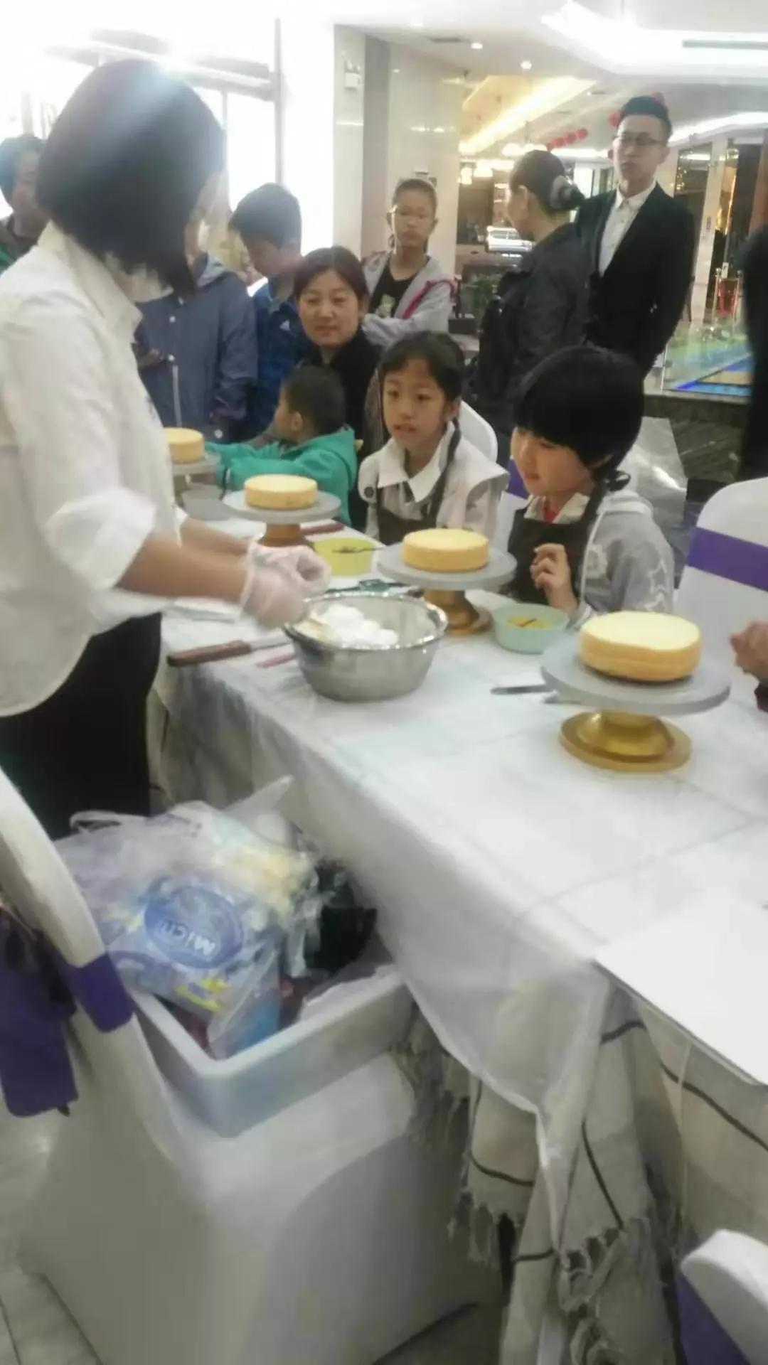 79团100，还有50元代金券免费兑，西安这个mall承包你的假期