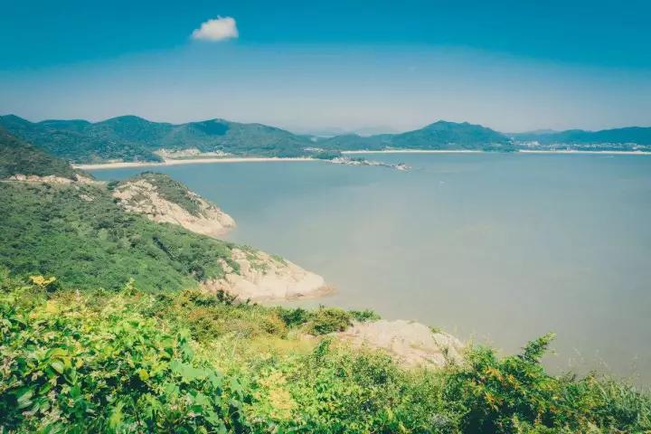 海花岛希尔顿海鲜自助餐团购,在希尔顿住酒店可以免费吃自助餐