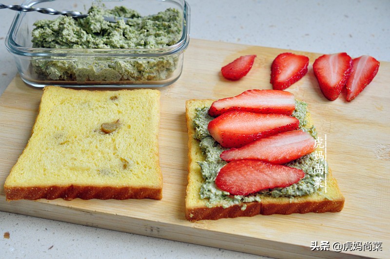 香椿面包正宗做法,香椿芽怎么烫着吃好吃