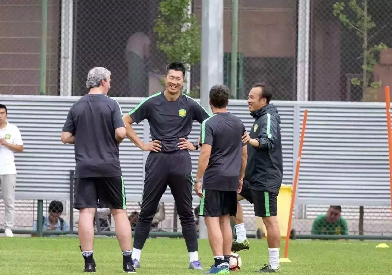 重庆力帆足球夺得全国冠军,2004重庆力帆足球夺冠