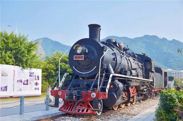 英伦风情小镇旅游推荐,游玩欧式风格小镇