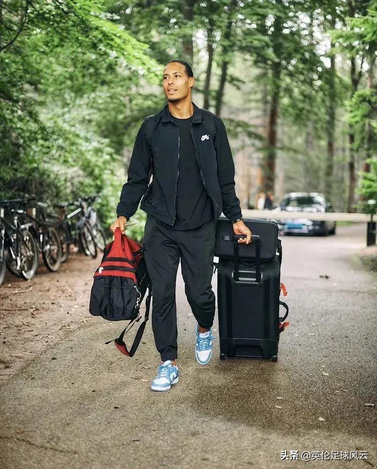 曼联7号球员是谁,曼联7号历任主人合影