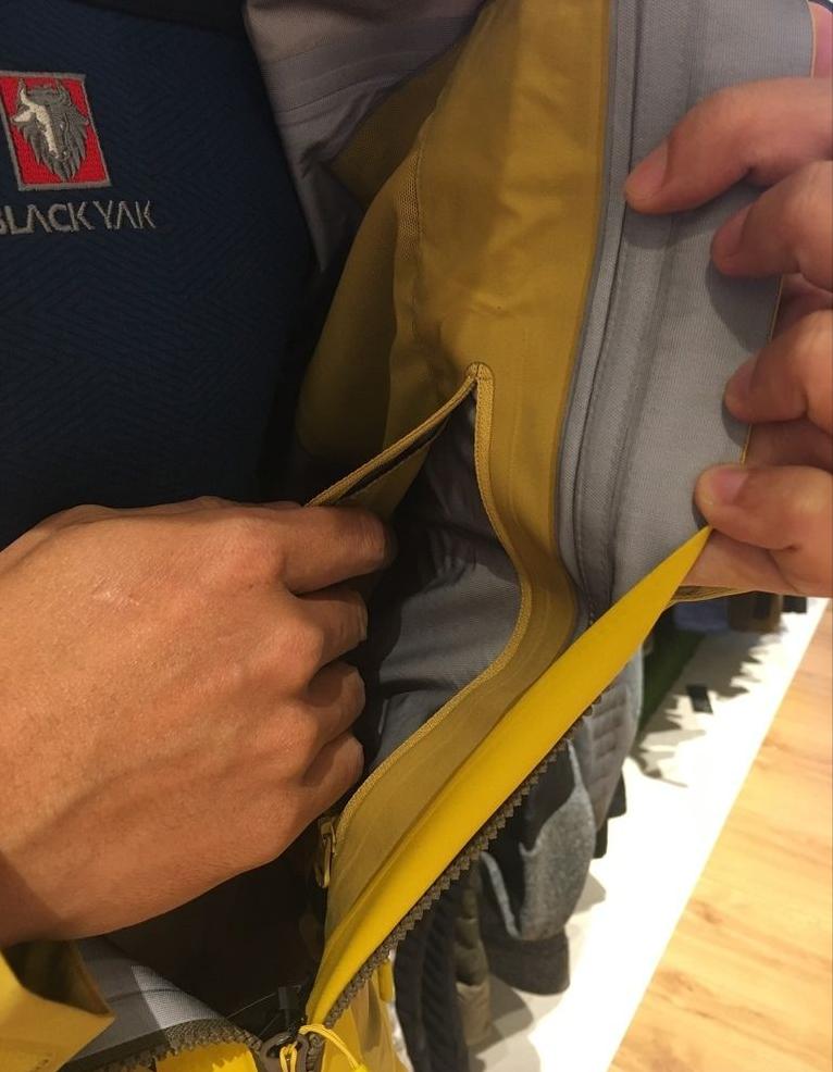 布来亚克户外服装,适合亚洲人穿的大牌