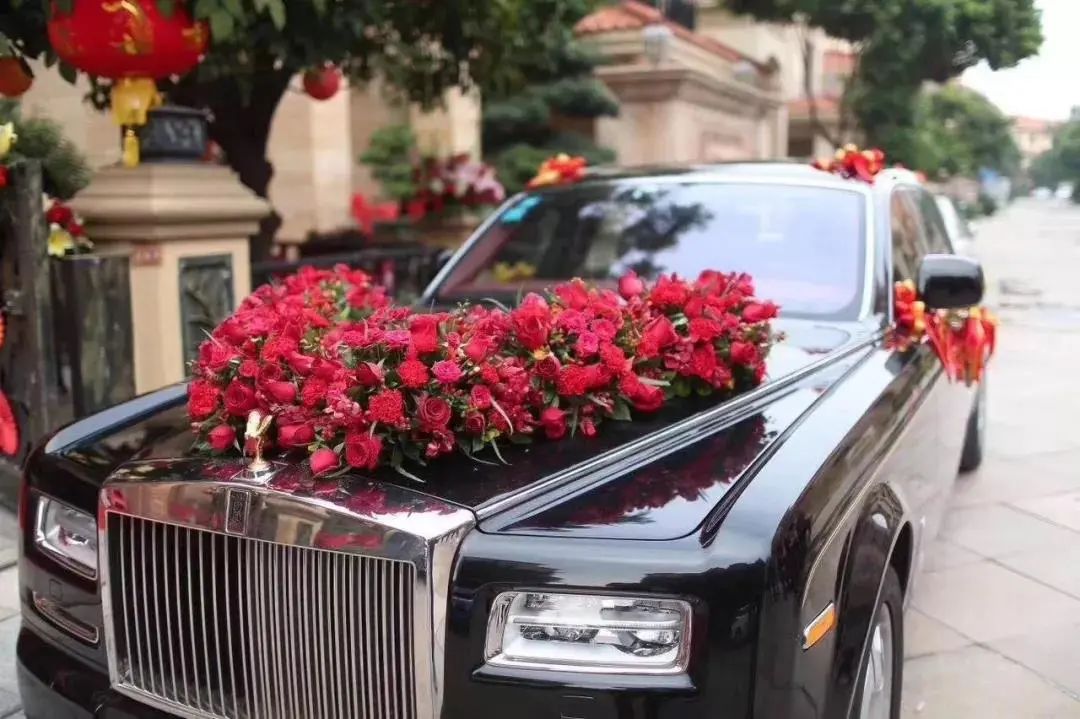 婚车最新花艺,适合新手的婚车花艺