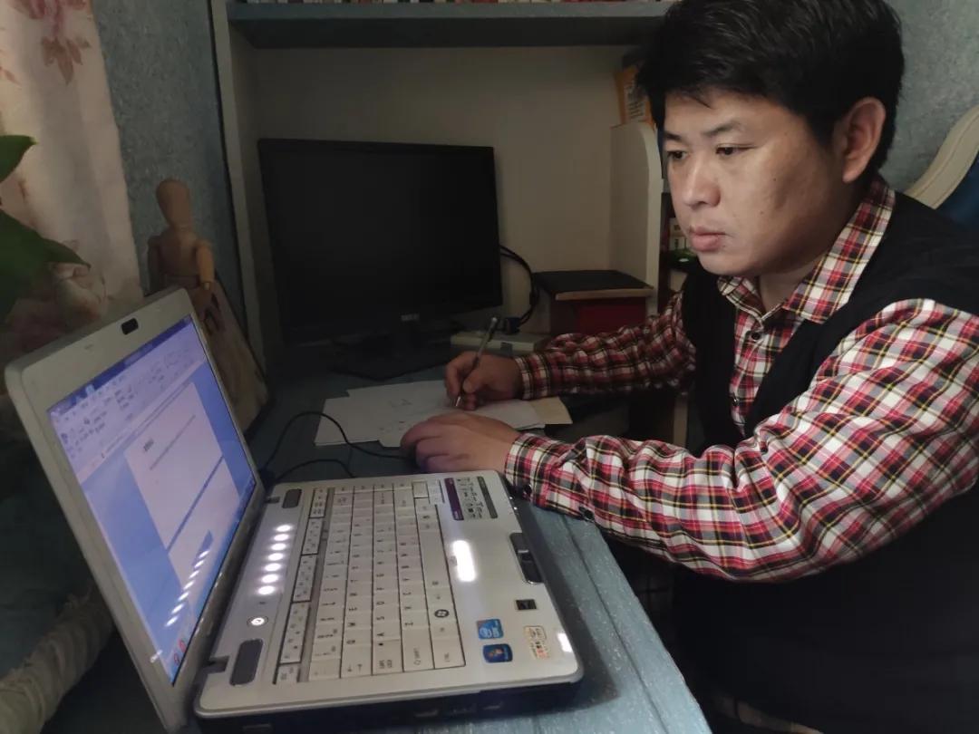 平凡人的不平凡爱情,平凡人的不平凡梦想