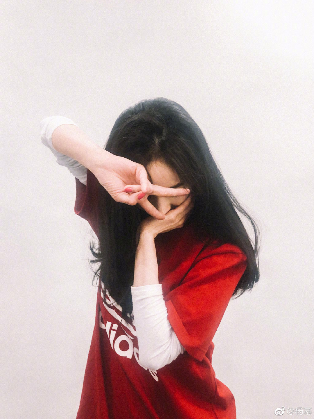 杨幂穿的阿迪达斯售价,阿迪达斯老爹鞋杨幂同款