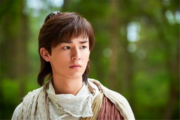 郭靖最后怎么对郭芙,郭靖其实和欧阳锋惺惺相惜