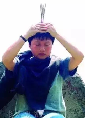 李娜出家的辛酸历史,出家歌手李娜歌坛地位