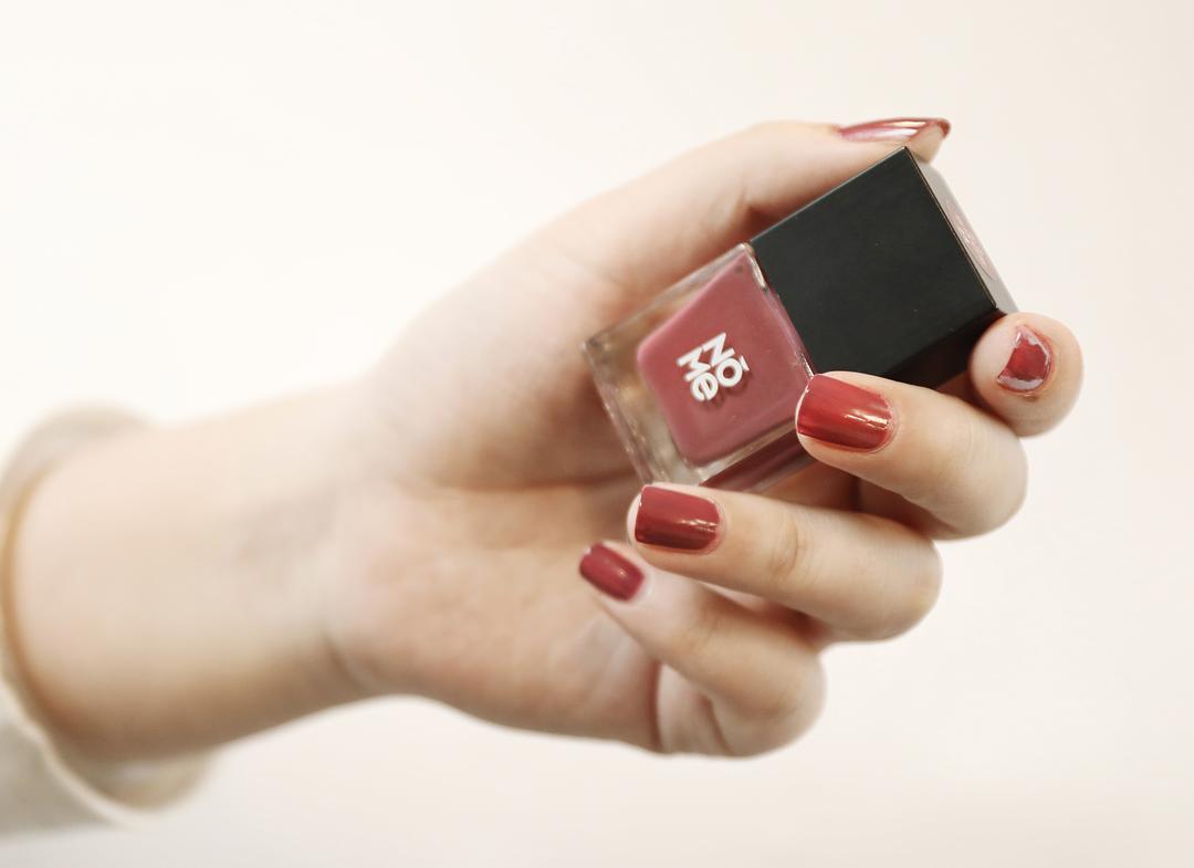 美甲小白建议买什么颜色的指甲油,好看百搭指甲油推荐