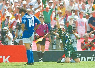 罗伯特巴乔的忧郁眼神,罗伯特巴乔的眼泪