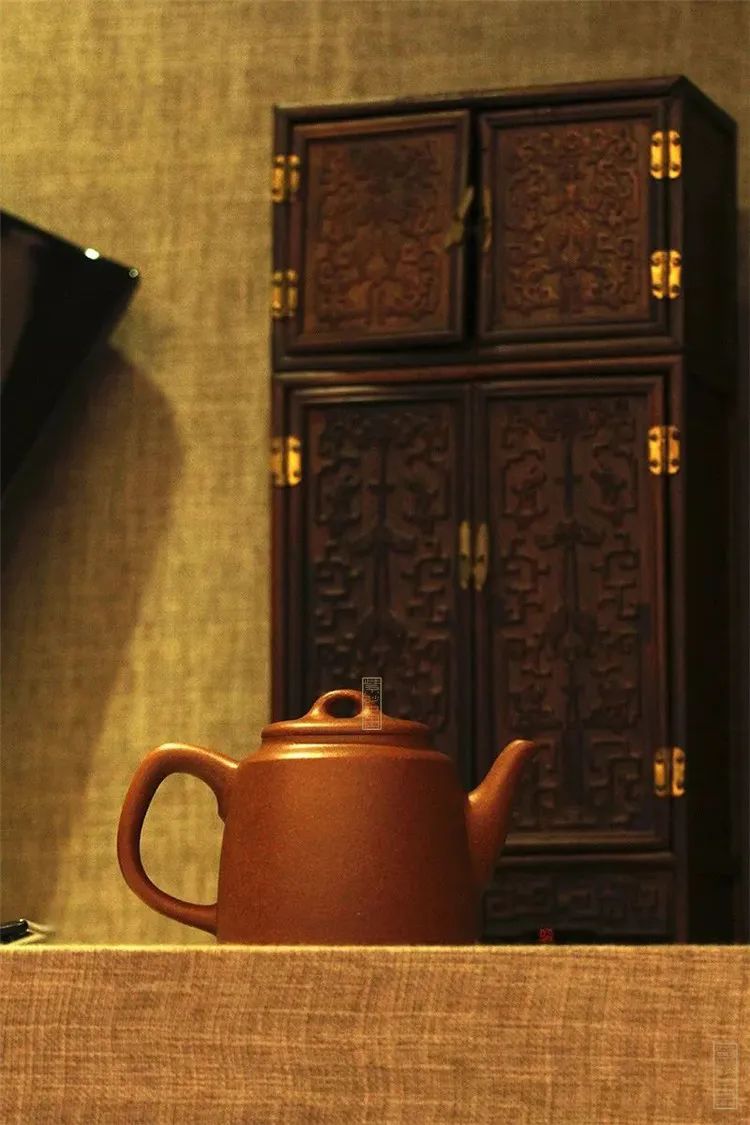 观|《衡天》施小马