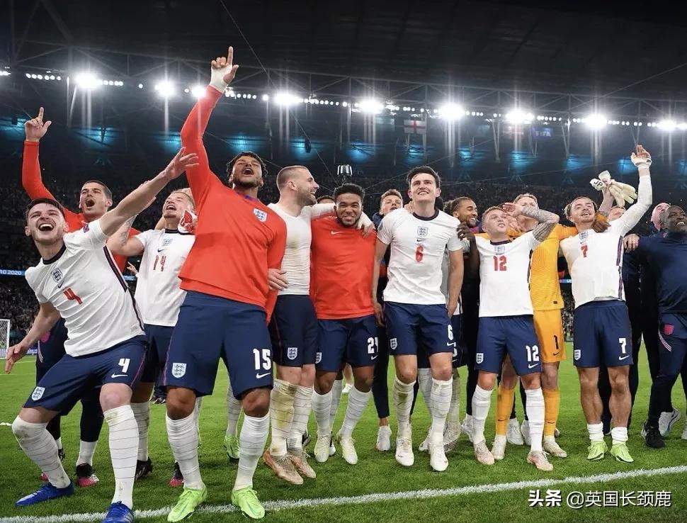 娓╁竷鍒╃悆鍦鸿嫳鏍煎叞vs涓归害,浼︽暒娓╁竷鍒╁ぇ鐞冨満鑻辨牸鍏皏s涓归害