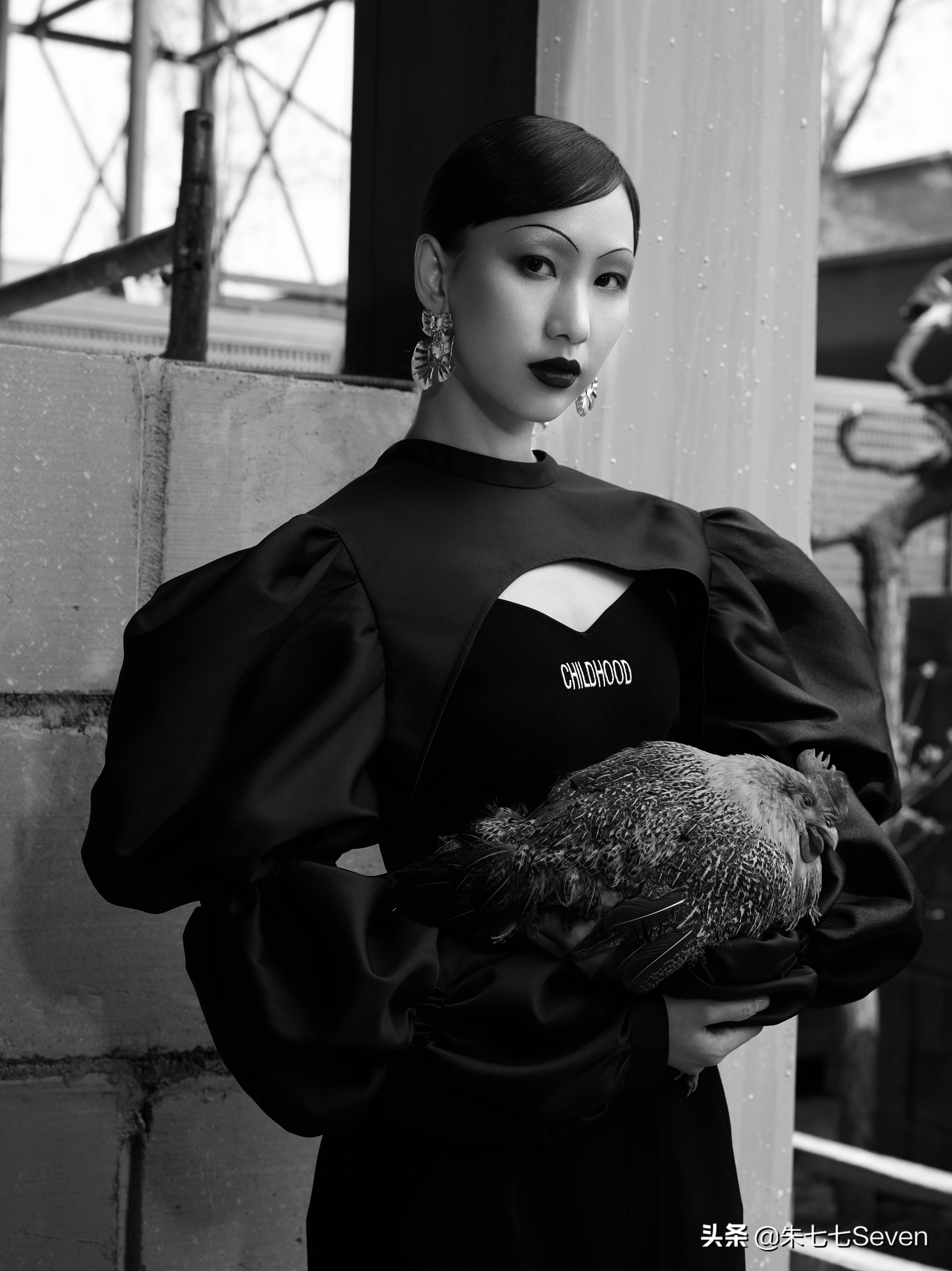 让光影在色彩里蔓延——专访人像摄影师潇光