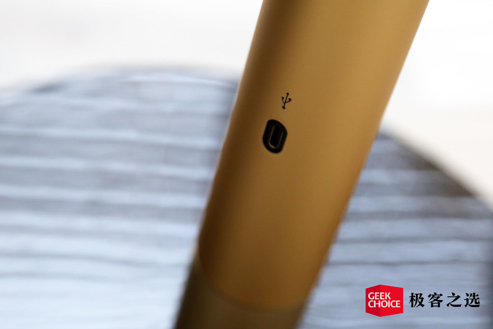 戴森600元,戴森1500元