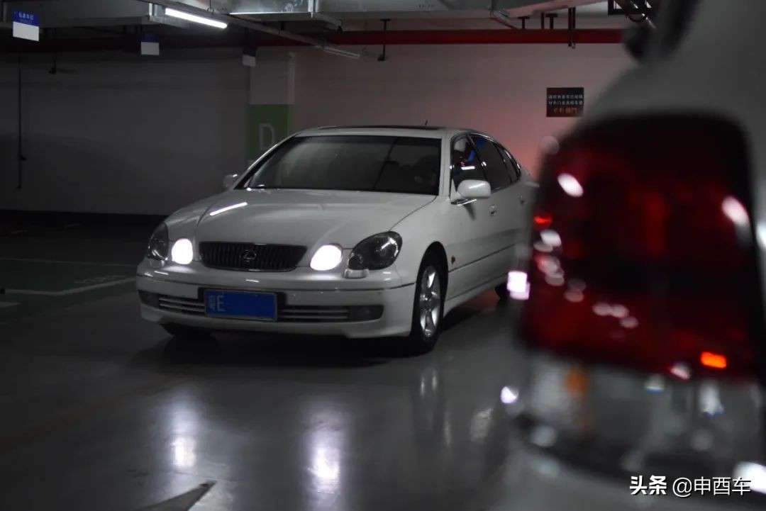 雷克萨斯咬地鲨is250老款,雷克萨斯is咬地鲨什么时候换代