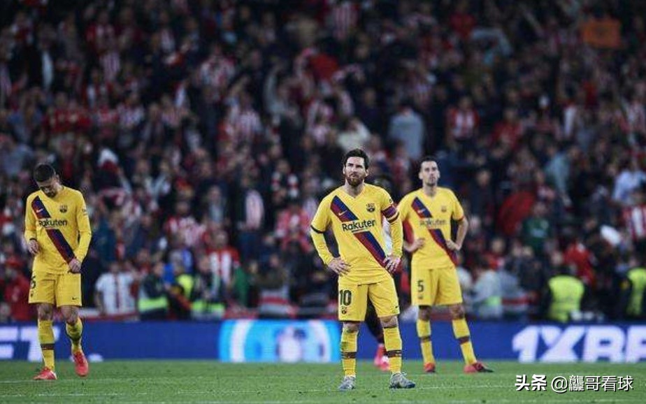 梅西痛苦倒地让队友送队长袖标,巴萨国王杯梅西视频