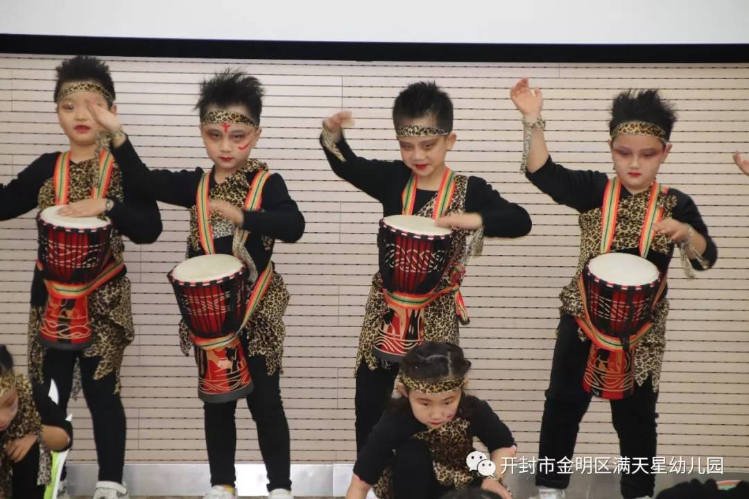 满天星光，“鼠”你最闪亮：世幼·满天星幼儿园舞蹈晚托汇报演出