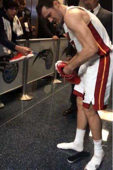 nba球星鞋垫最贵,nba球星上脚的鞋哪双最有性价比